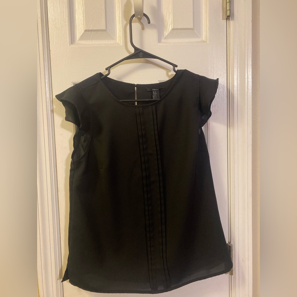 flowy tank with fluffy sleeves
